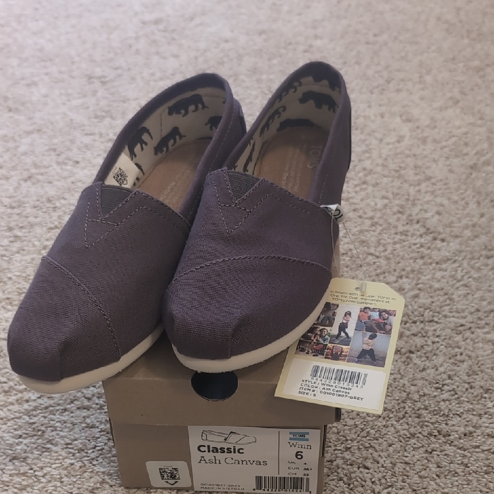Toms Women's Dark Gray Canvas Flats